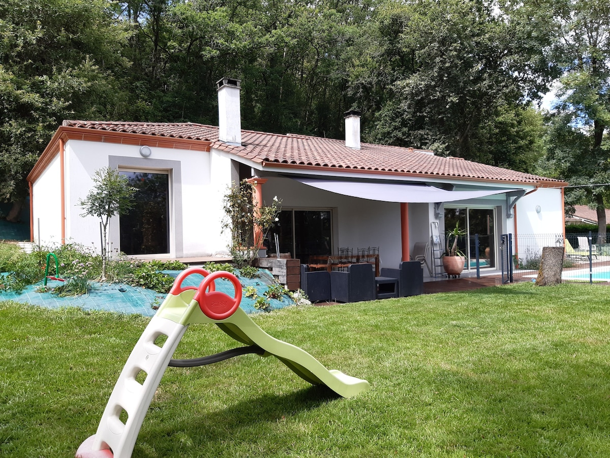 Villa avec piscine: détente en Lot-et-Garonne