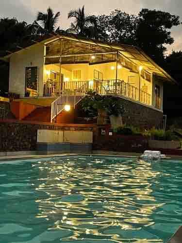 The Maya Mandwa - 2 bhk乡村小屋和泳池-可供4人入住。
