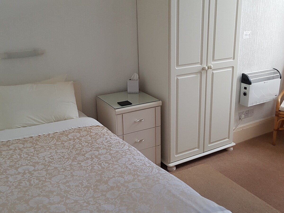 Single Room at The Wycliffe Guest House