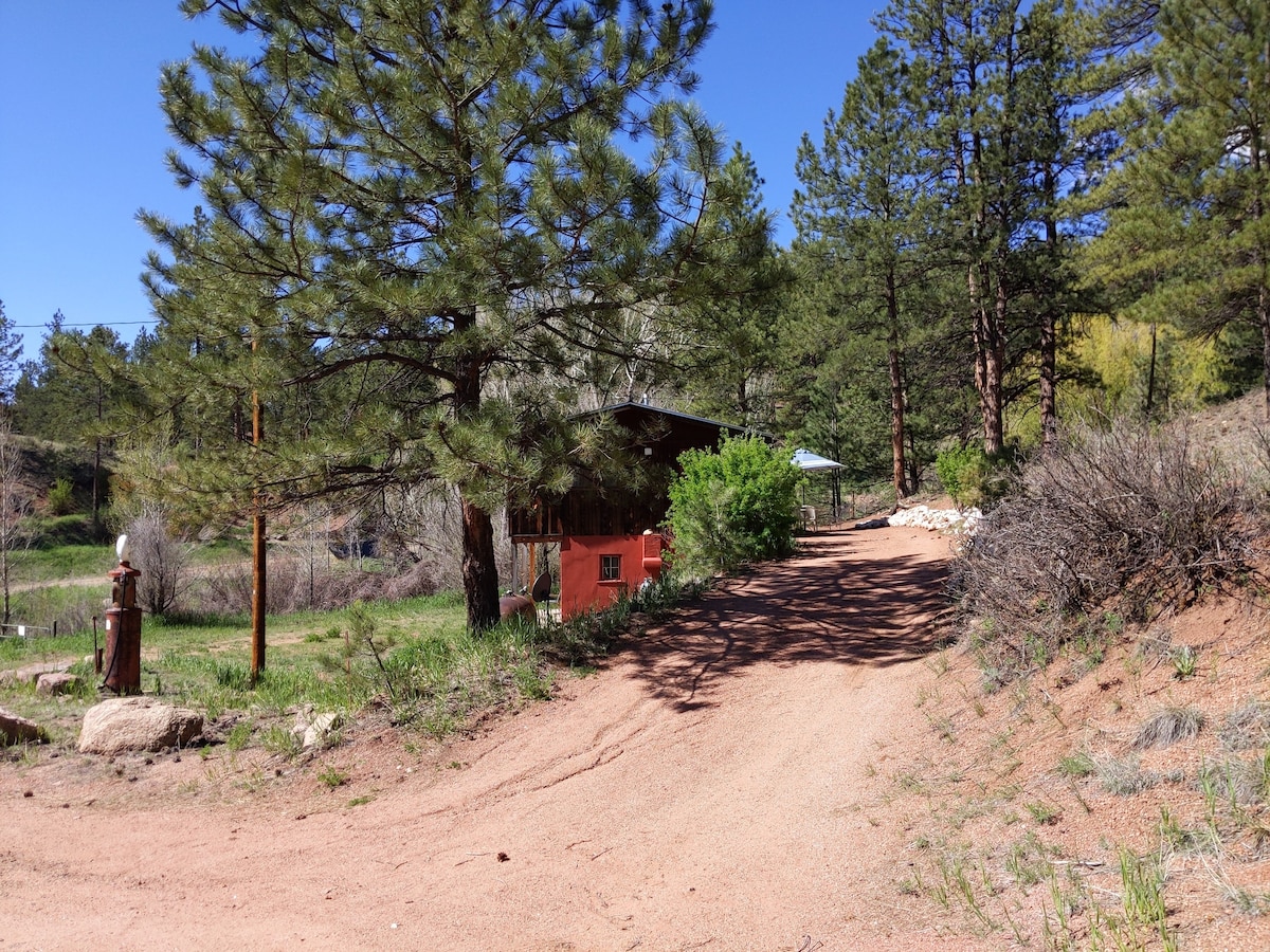 South Platte Fishing Cabin