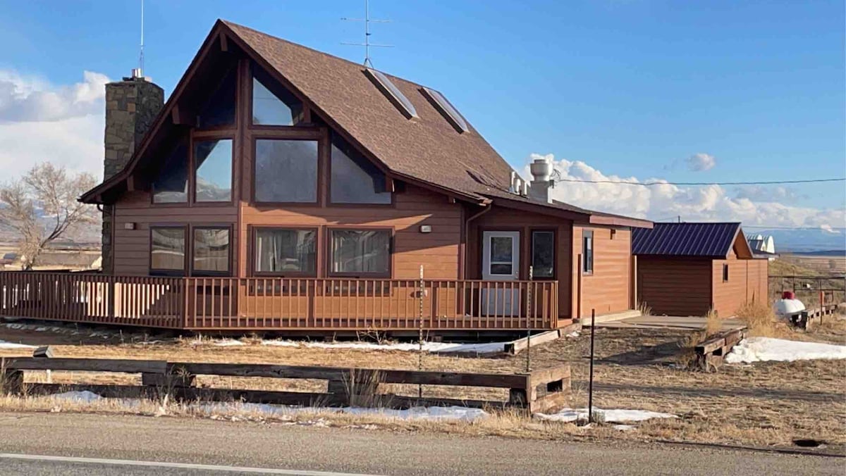 Spacious Cabin Near The Great Sand Dunes