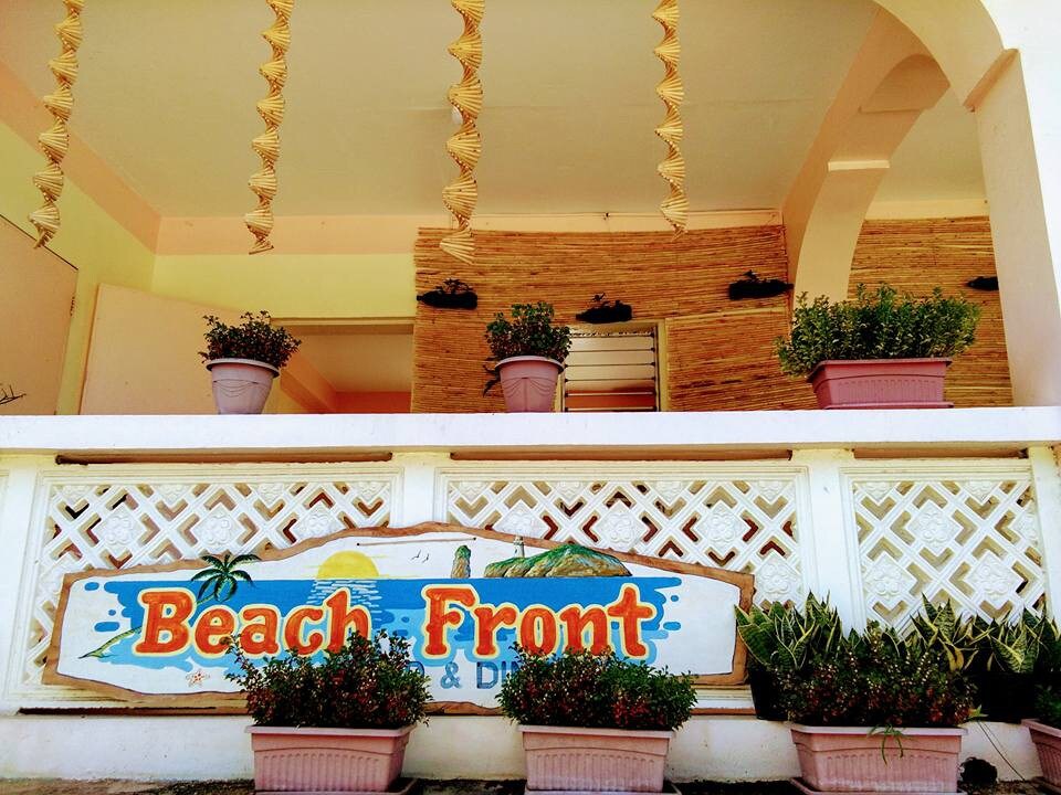 Beach Front Batanes: Family Room for 5 Free Bfast