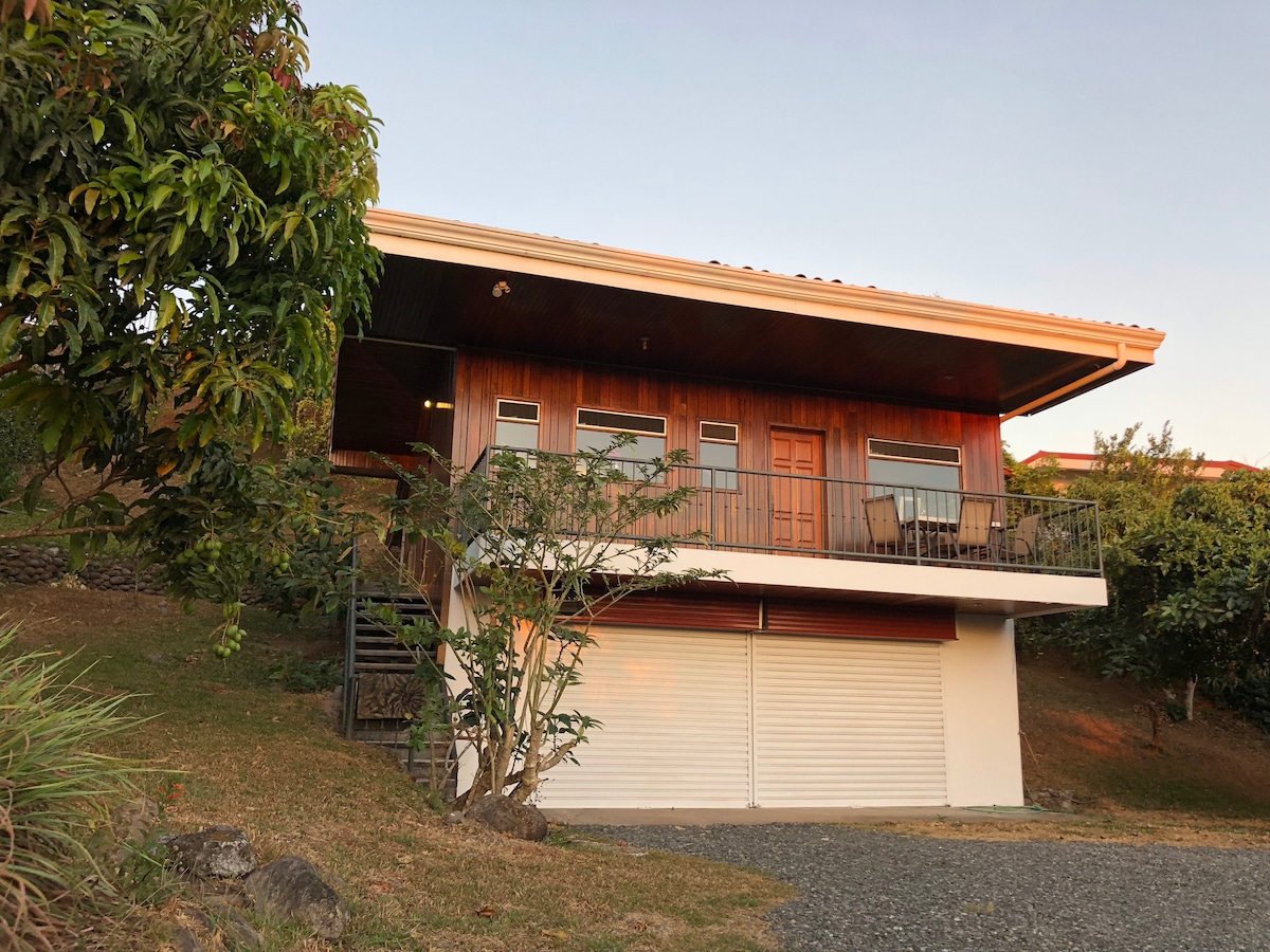 Casa Margarita with Pool Access and ocean view