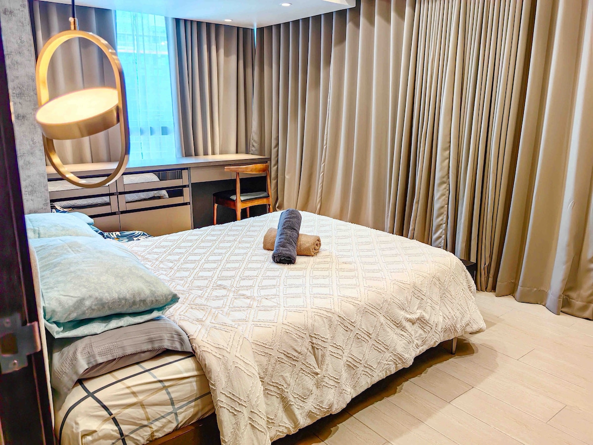 Grand Deluxe 3BR with Bathtub in Uptown BGC