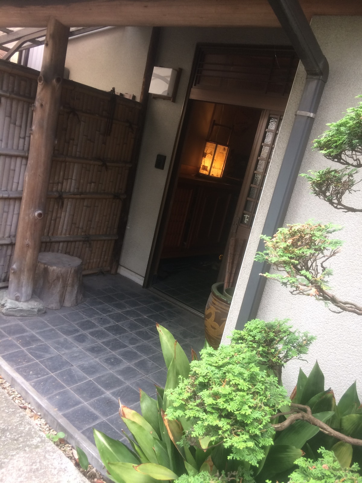 Chirin Village Resort #静冈站步行13分钟#客房厕所#时尚房源#每天只接待一组房客！ #可供长期住宿