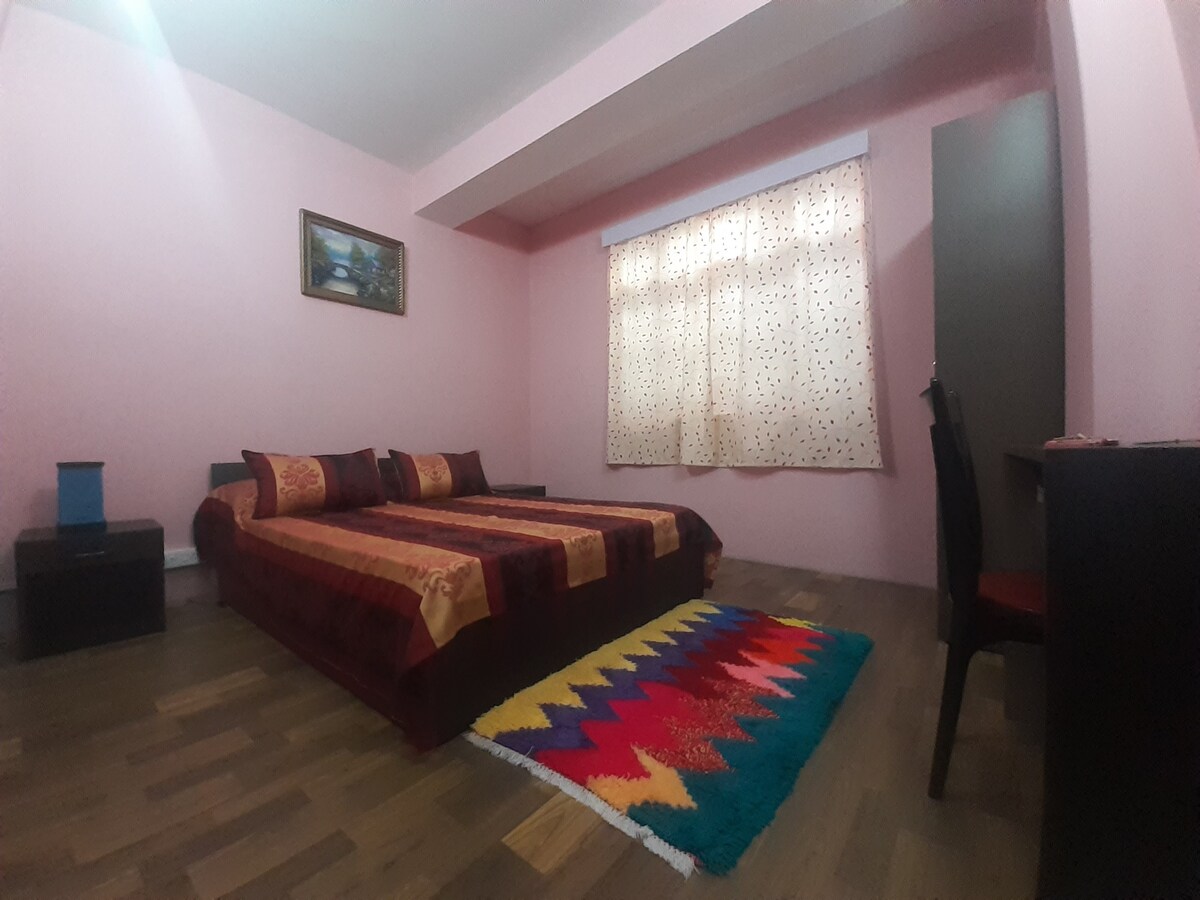 Beautiful 2 BHK (A.Rapartment)