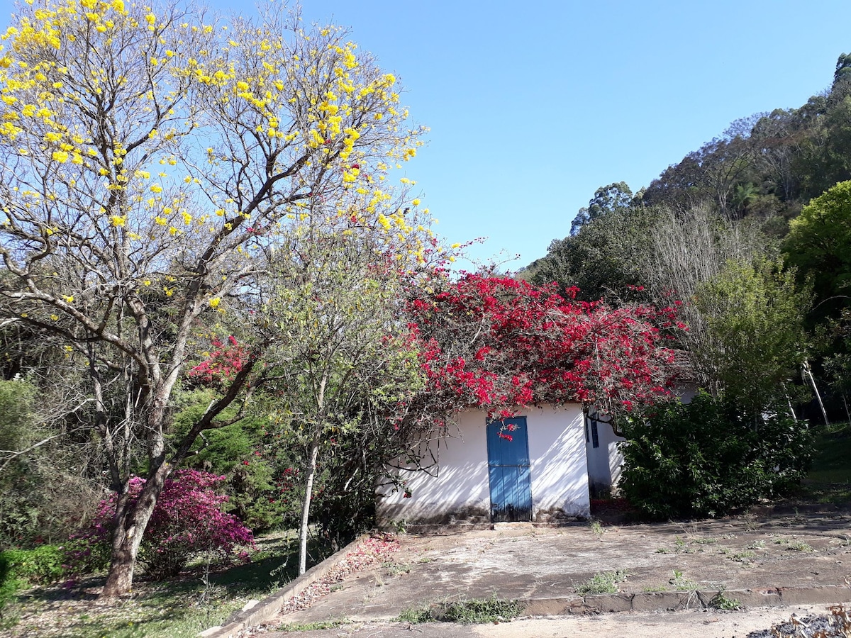 位于Caconde的房子- SP ，拥有丰富的自然风光