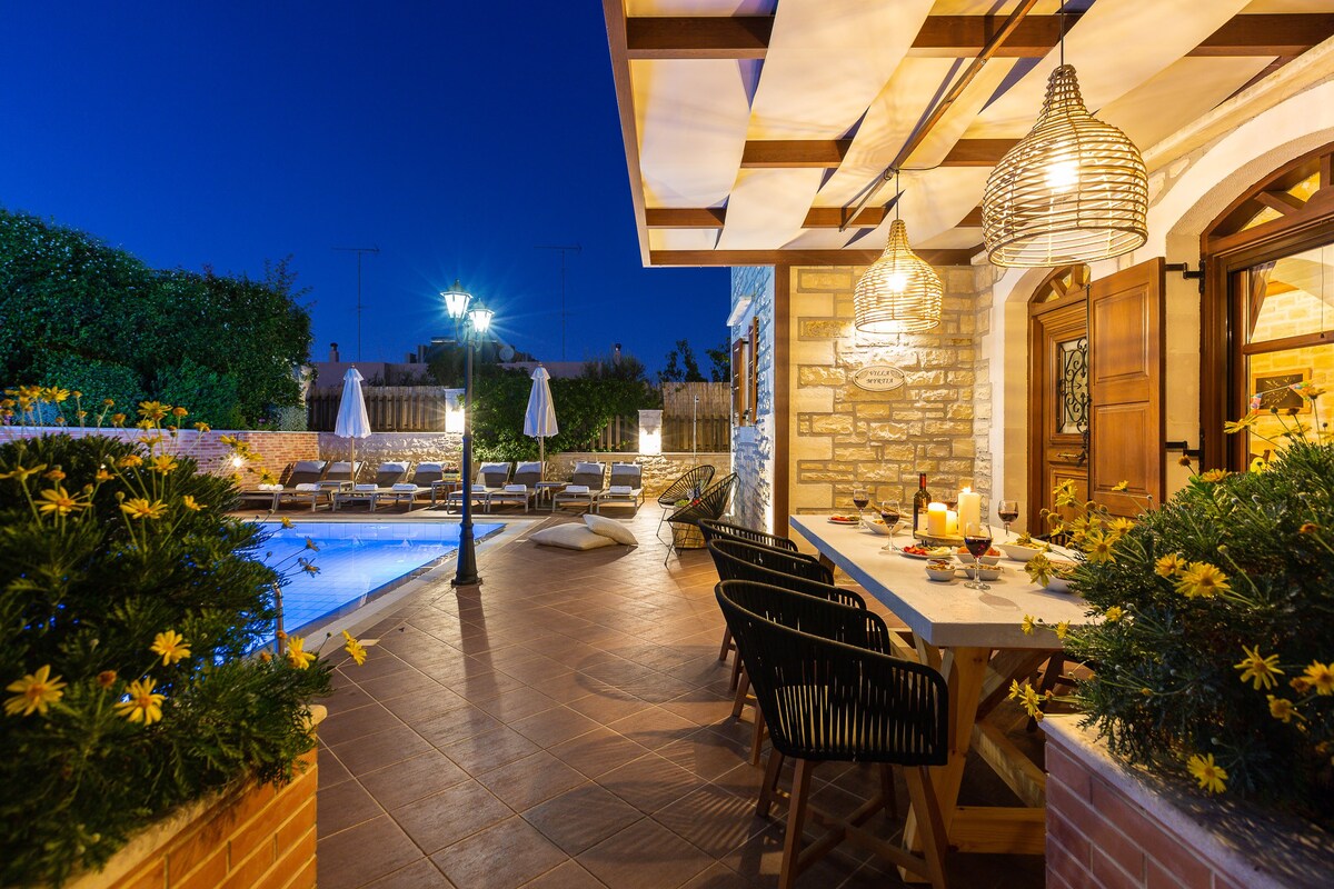 Villa Myrtia with private pool, Atsipopoulo center