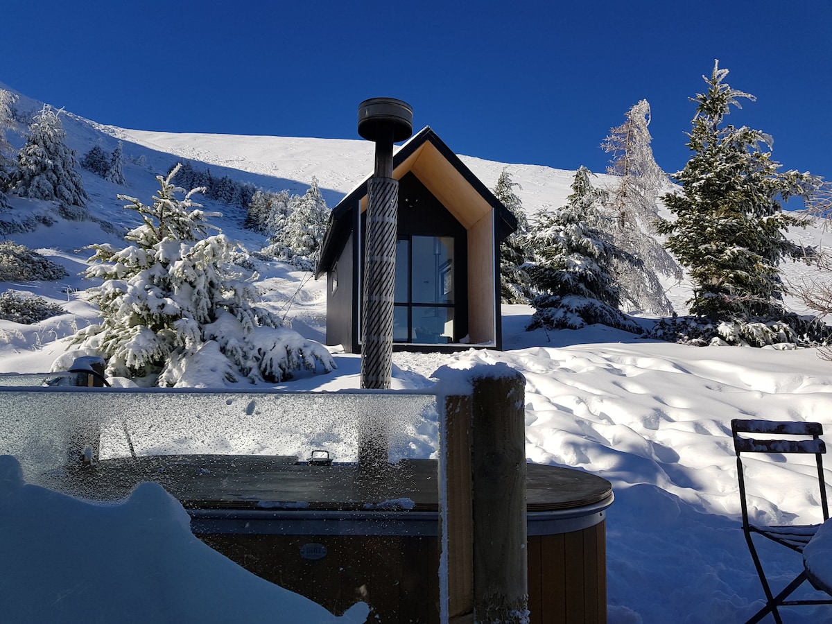 Mt Lyford - Penthouse Hut, Lake Stella