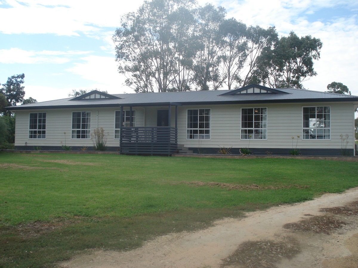 Naracoorte Country Retreat