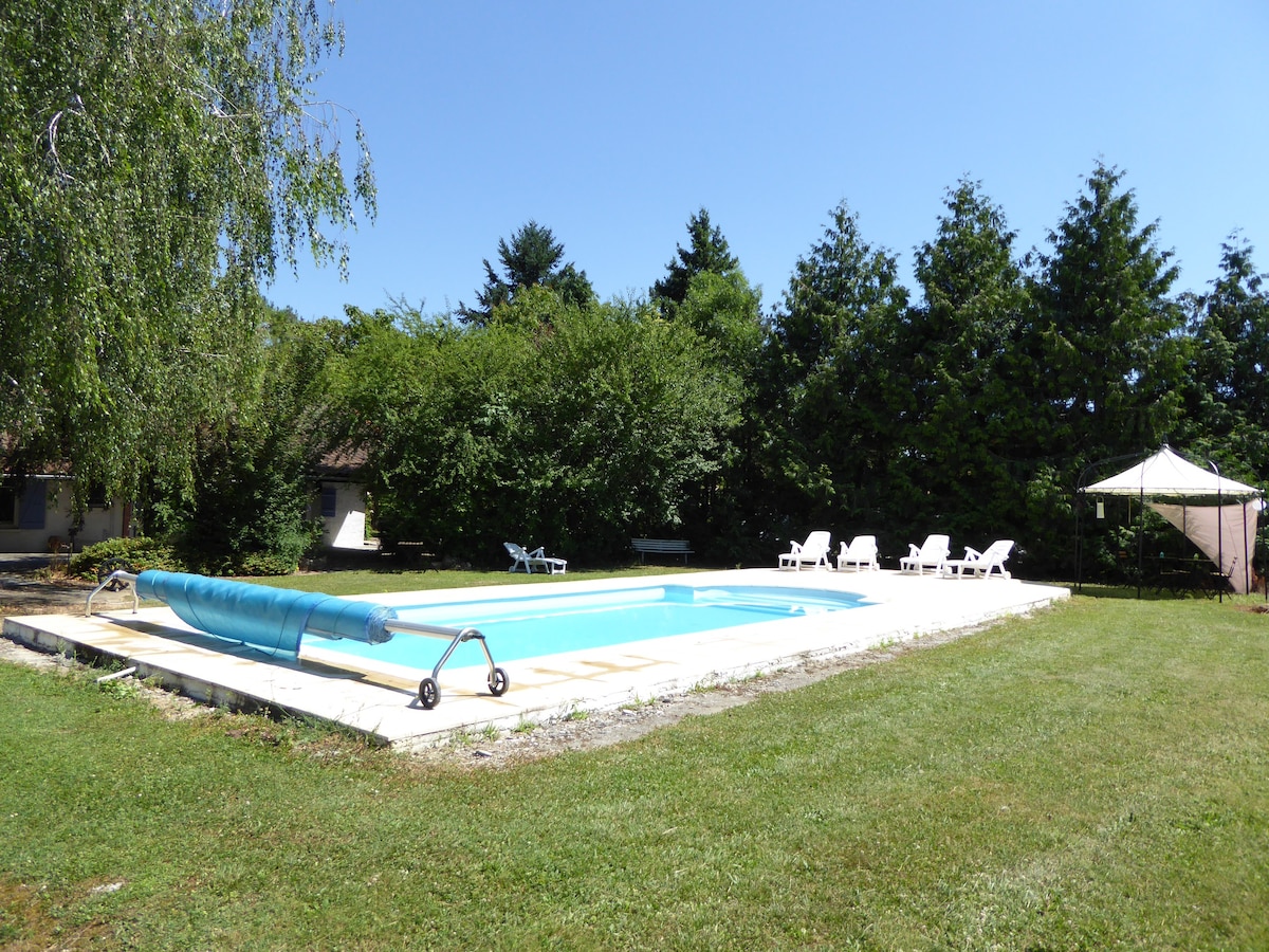 Gîte charmant avec piscine Montréal