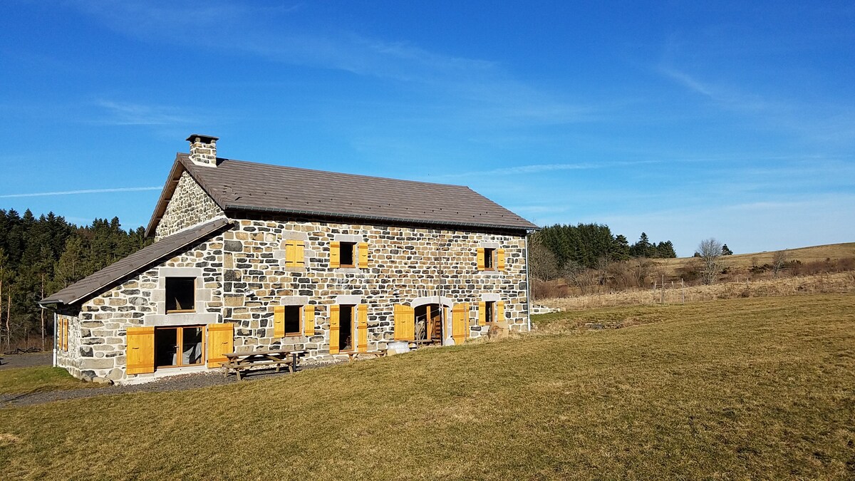 Ferme rénovée en pleine nature, Les Vastres-Mézenc