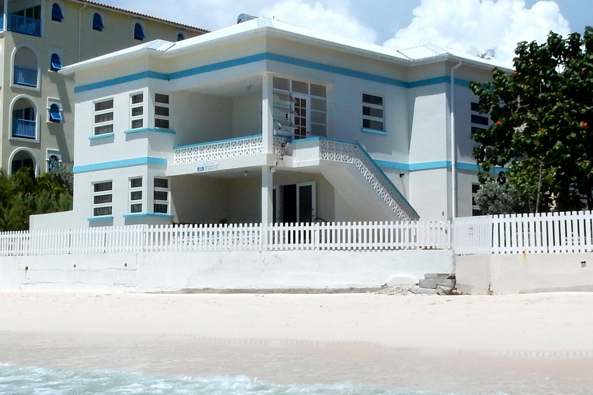 Sea Gaze Apartment, On the Beach, Barbados