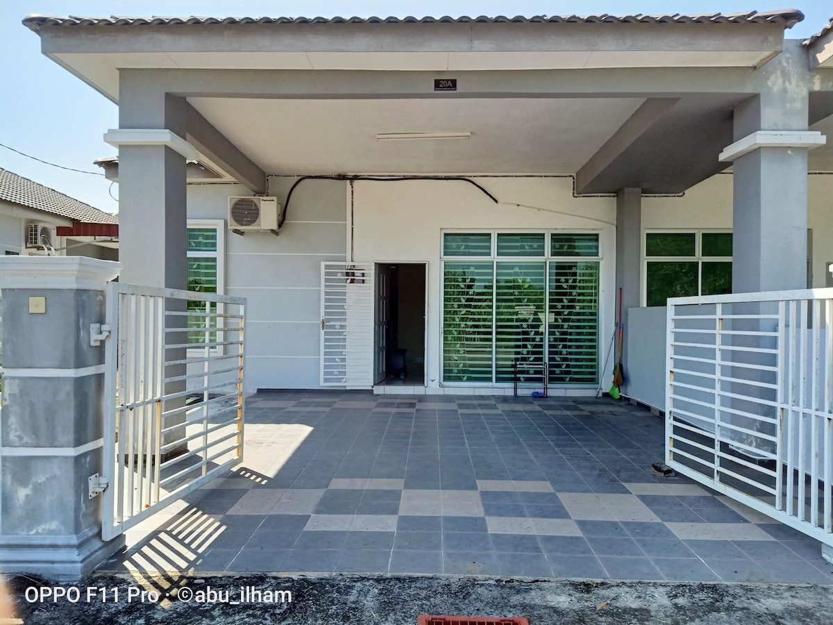 Ilham Imani Homestay - Gurun （仅限穆斯林）