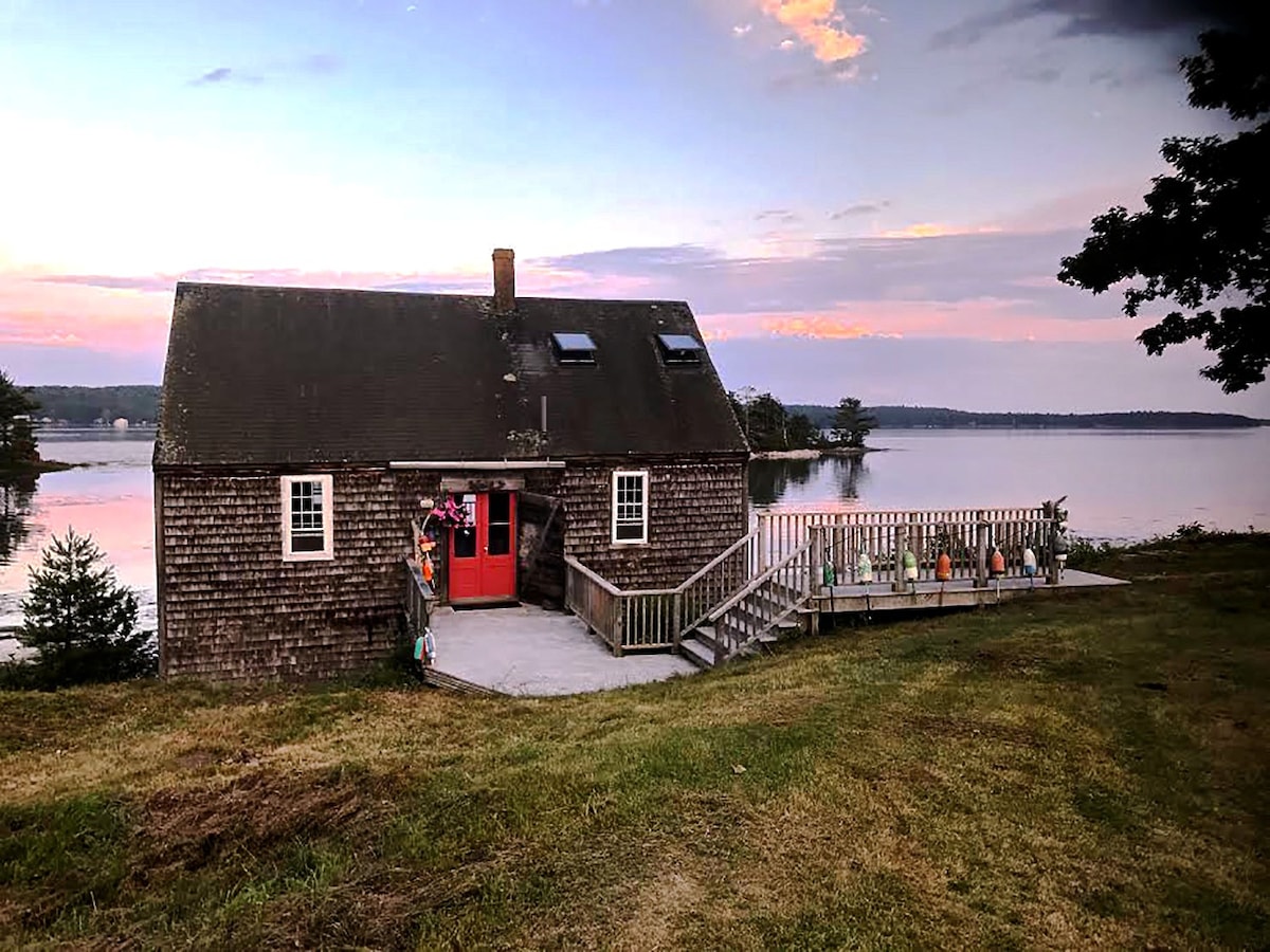 | Westport Island Stilt House |