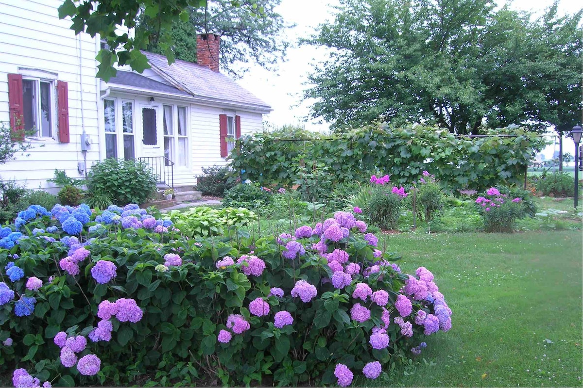 vonHottenstein Farm House