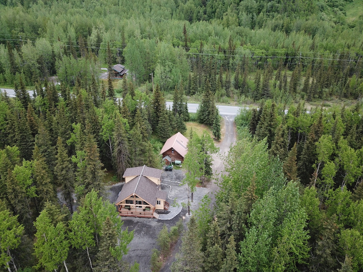 Lower Paradise Log Cabin