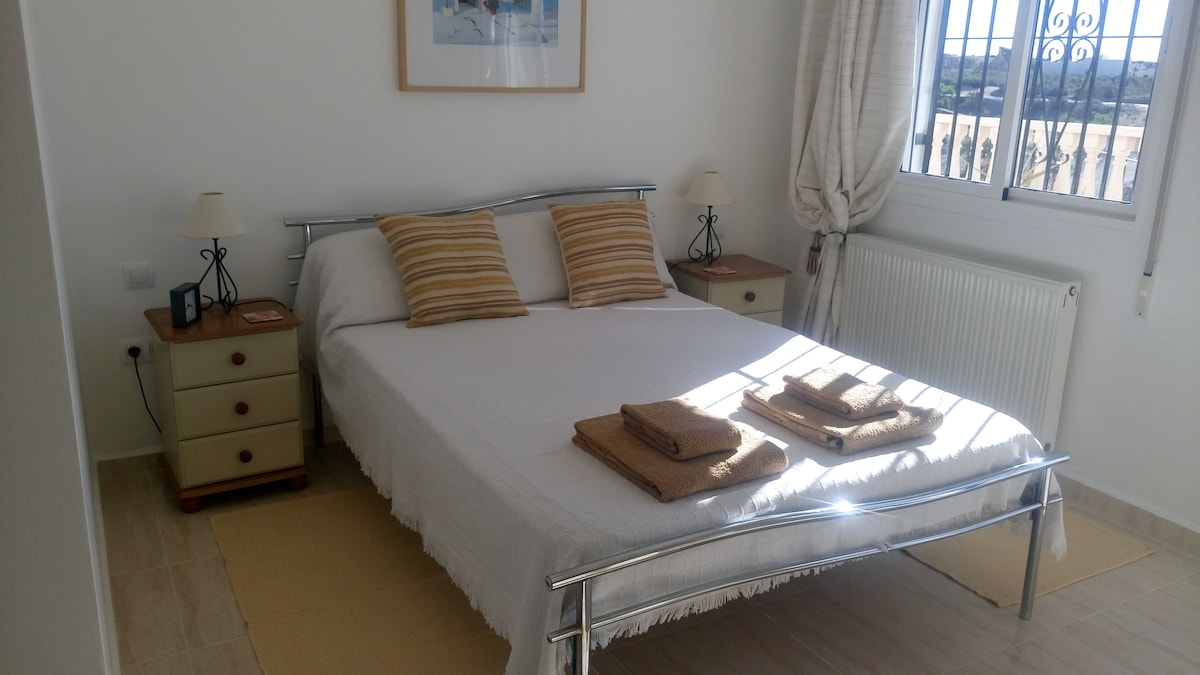 Ensuite Disabled Access Double Room with Breakfast