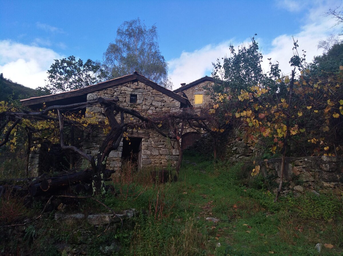 Magnifique maison en pierre pour 8 personnes