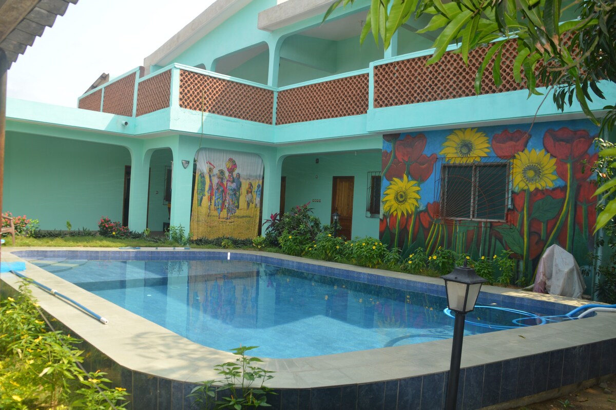 Villa Sonnenblume: Chambre Baobab avec piscine