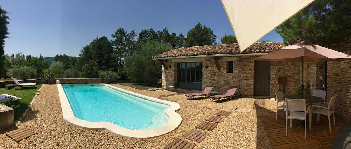 Le Mas les Pléiades, piscine privée, calme, vue