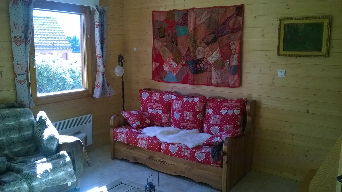 热拉德默（ Gérardmer ）舒适度假木屋，可供6人入住