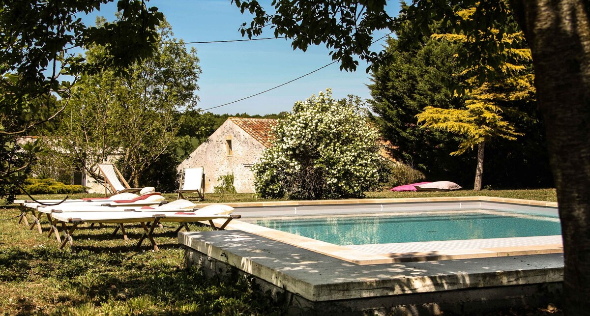 Cottage Ile d 'Aix ，带7x7米的游泳池， 2人