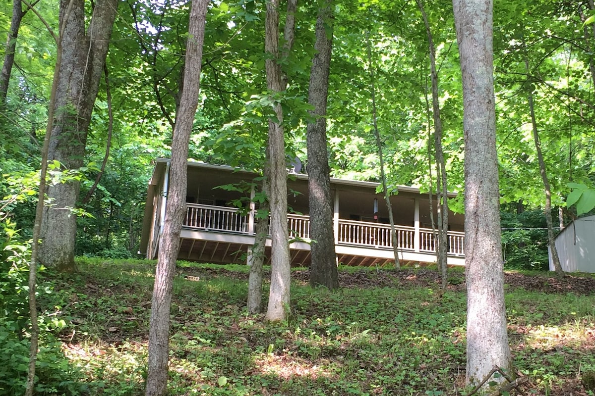 The Hideaway at Buck Ridge