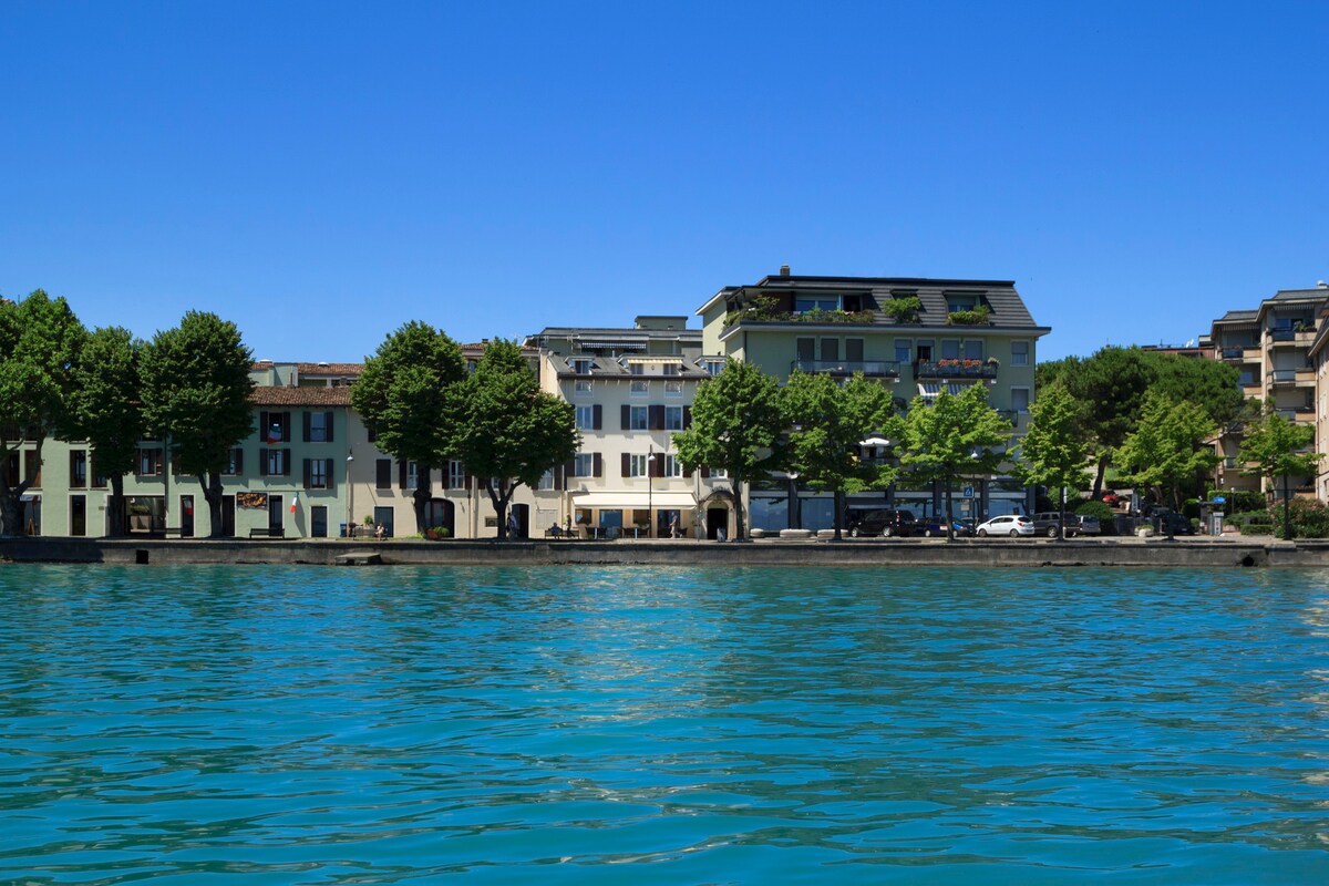 Desenzano Hotel Europa on the Lakefront