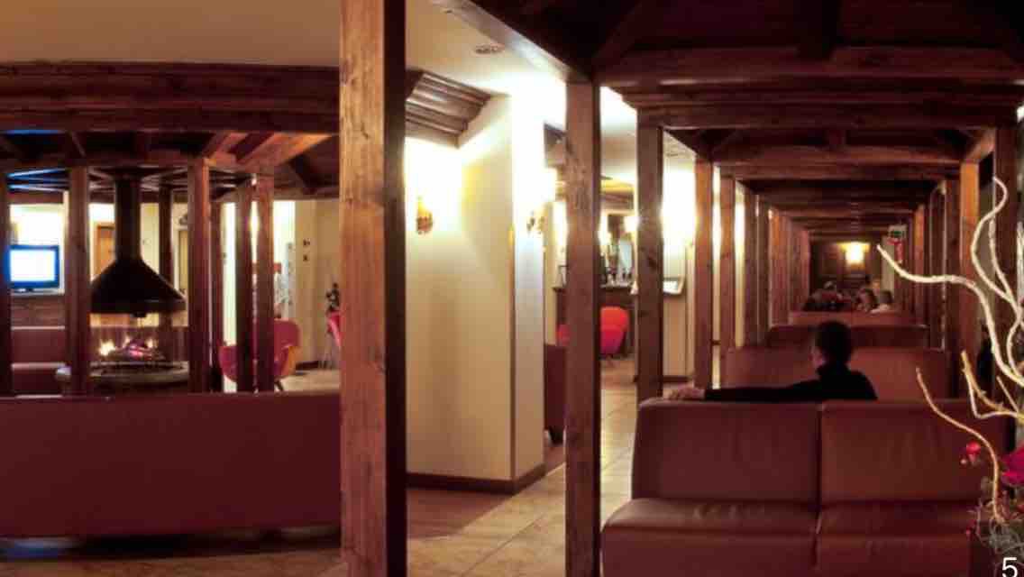 Atm Hotel Alaska Suite 8 posti letto