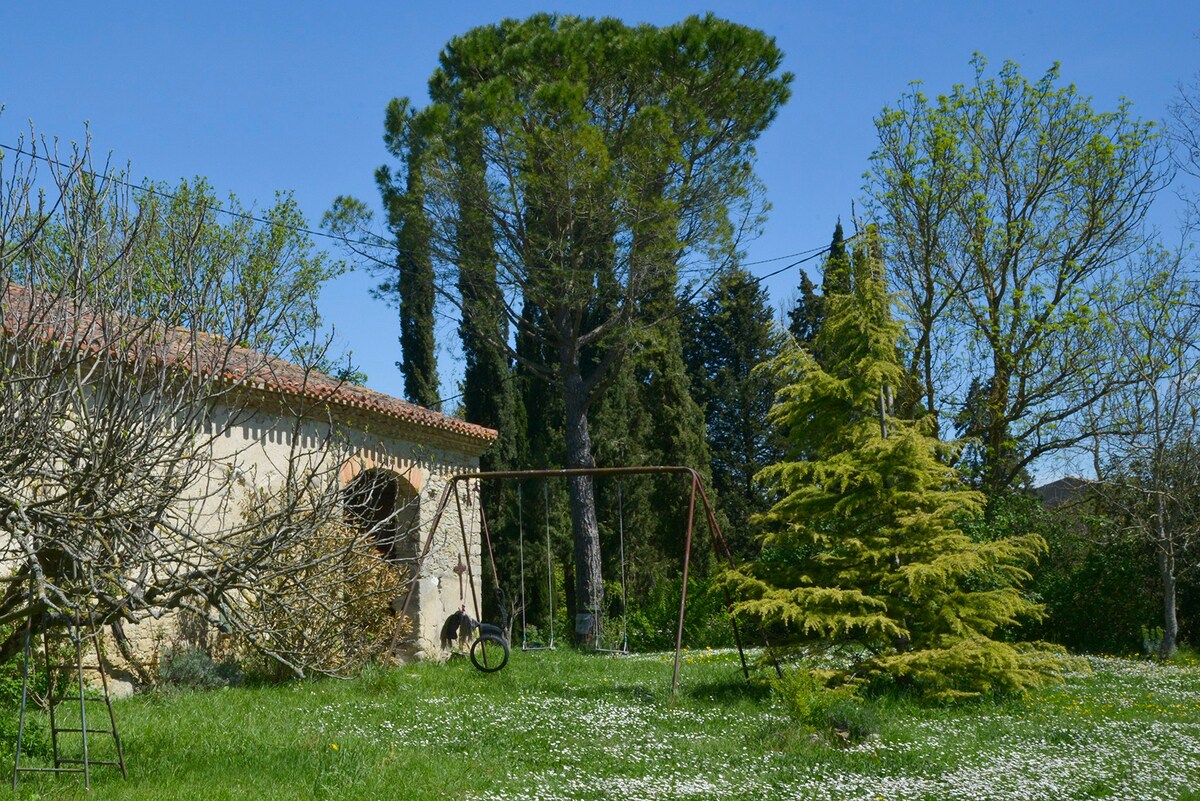 En Pégéni maison entière en pleine campagne