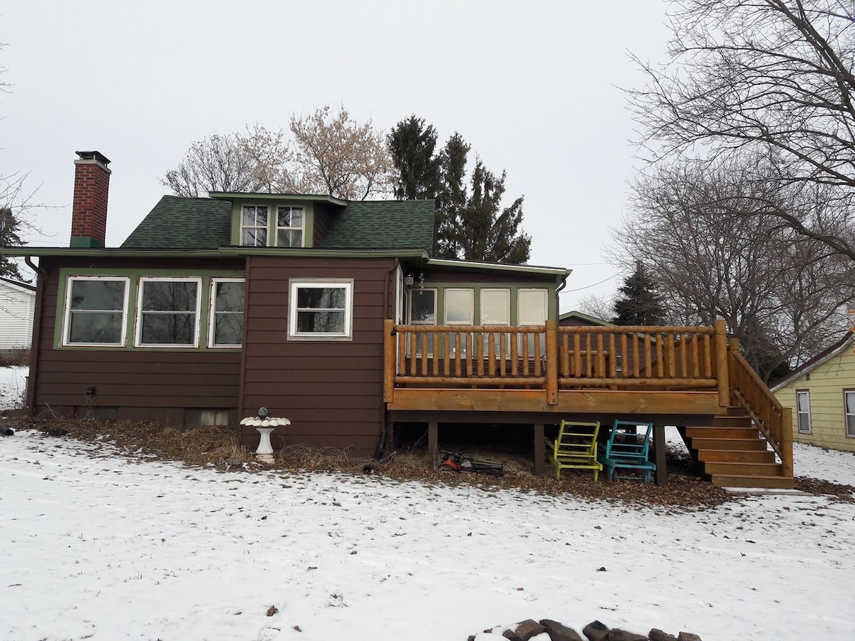 The Little Brown Cabin, Fox Lake WI