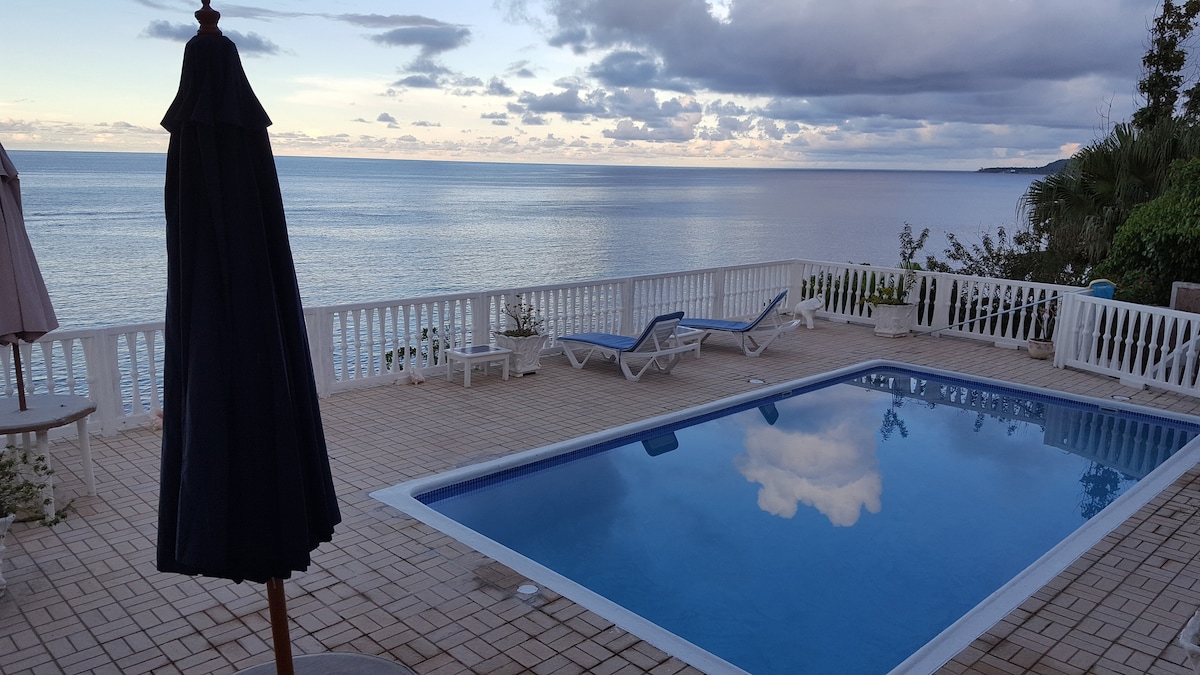 Ocean front villa, Full Staff, Snorkeling on Reef