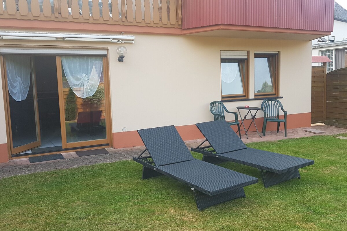 Holiday home with garden in Neumagen-Dhron