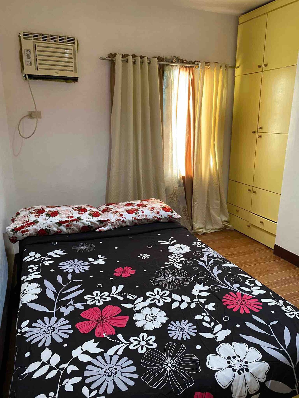 House for Rent
Callus09350911645