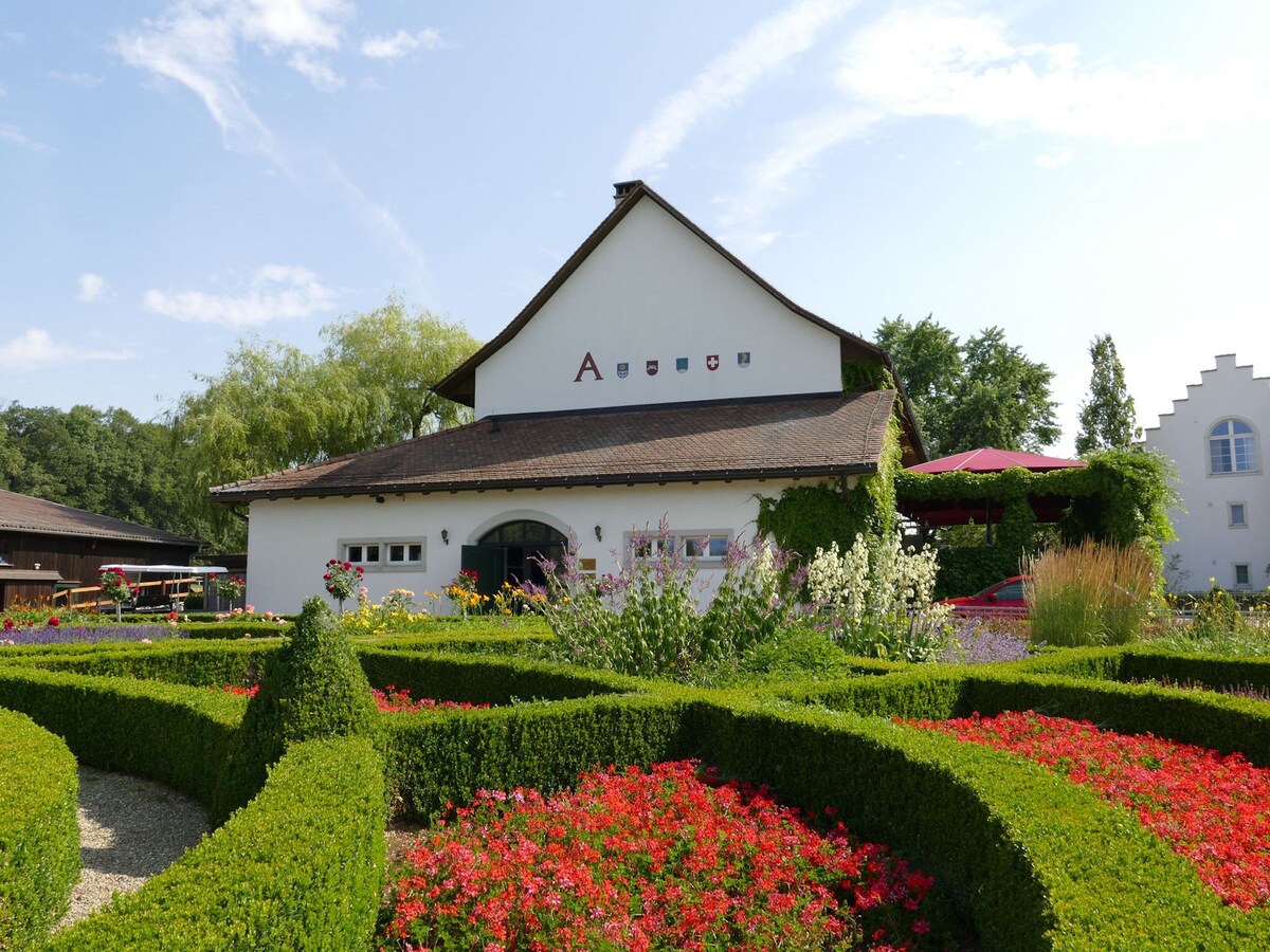 Hofgut Albführen, (Dettighofen), Ferienwohnung Peron, 2 Schlafzimmer, 2 Bäder, max. 5 Personen