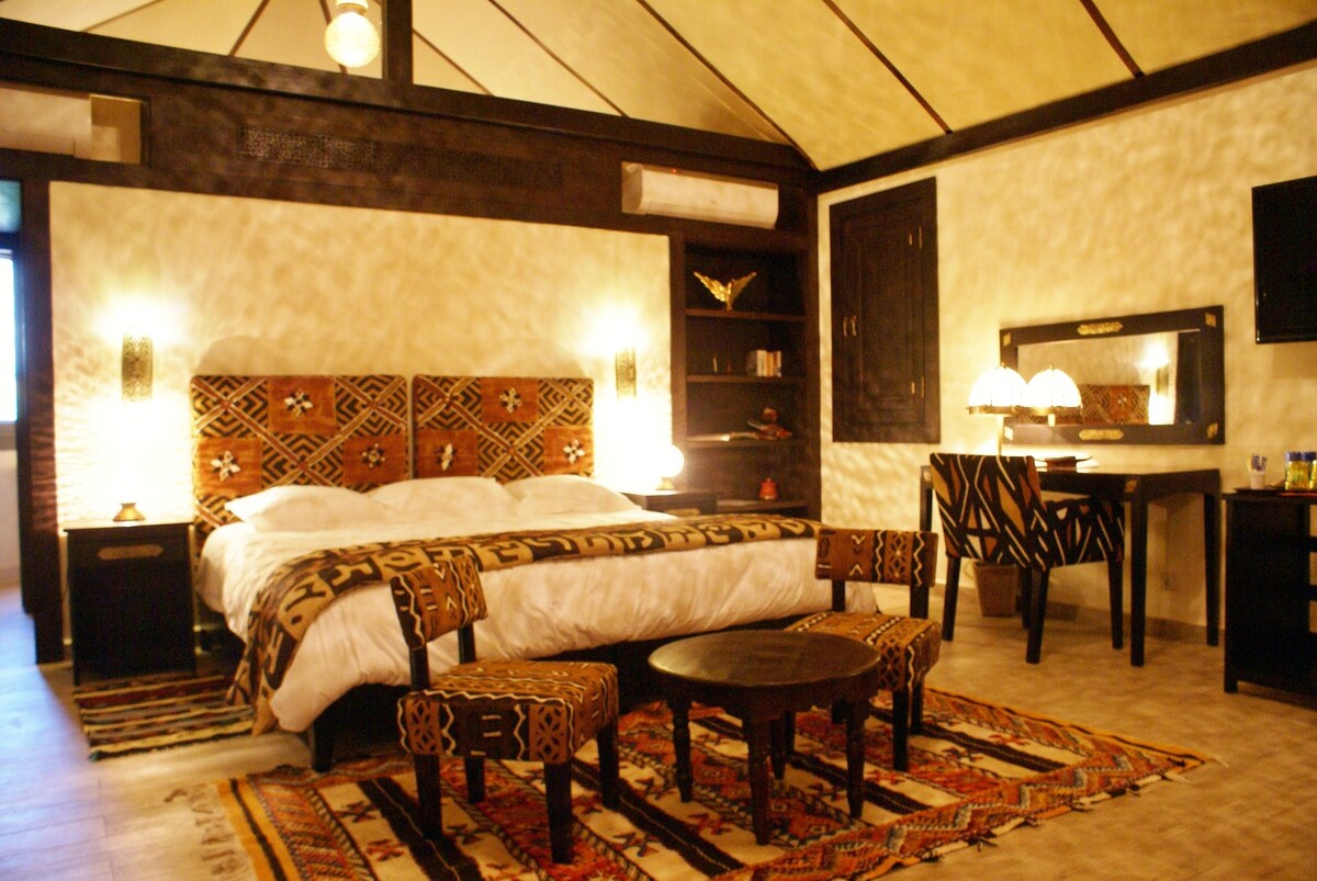 Suite tienda Marrakech 2 a 4 pers. Piscina y SPA
