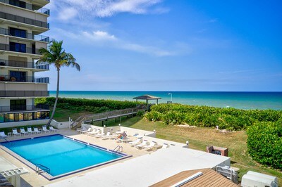 Direct Oceanfront - Jensen Beach Condo