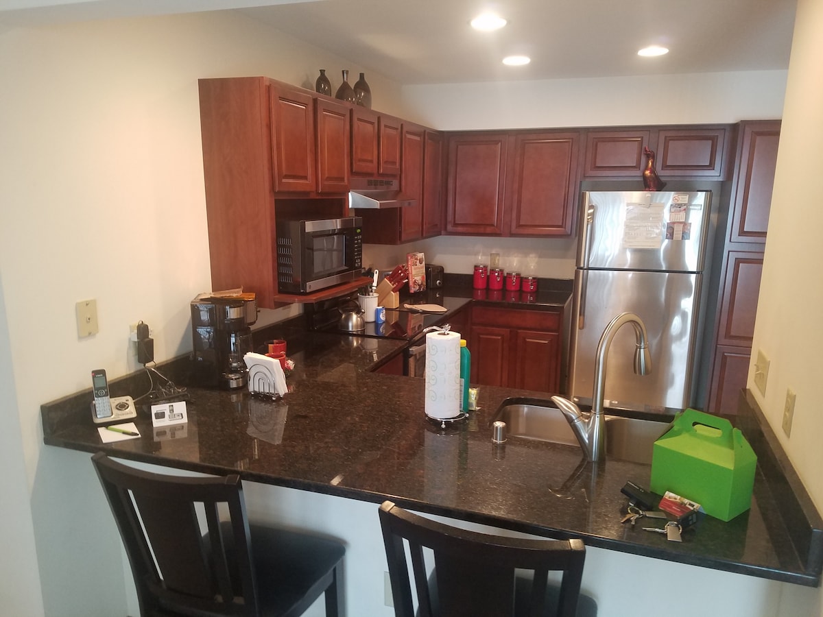 SB 309-4  2BD2BA Apartment-Pewaukee WI