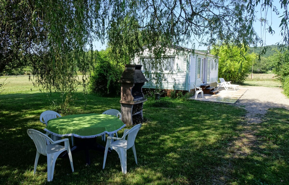 Bungalow dans le Périgord Noir près des Eyzies