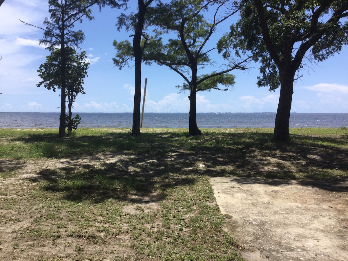 BayHouse  Water front on the Choctawhatchee Bay