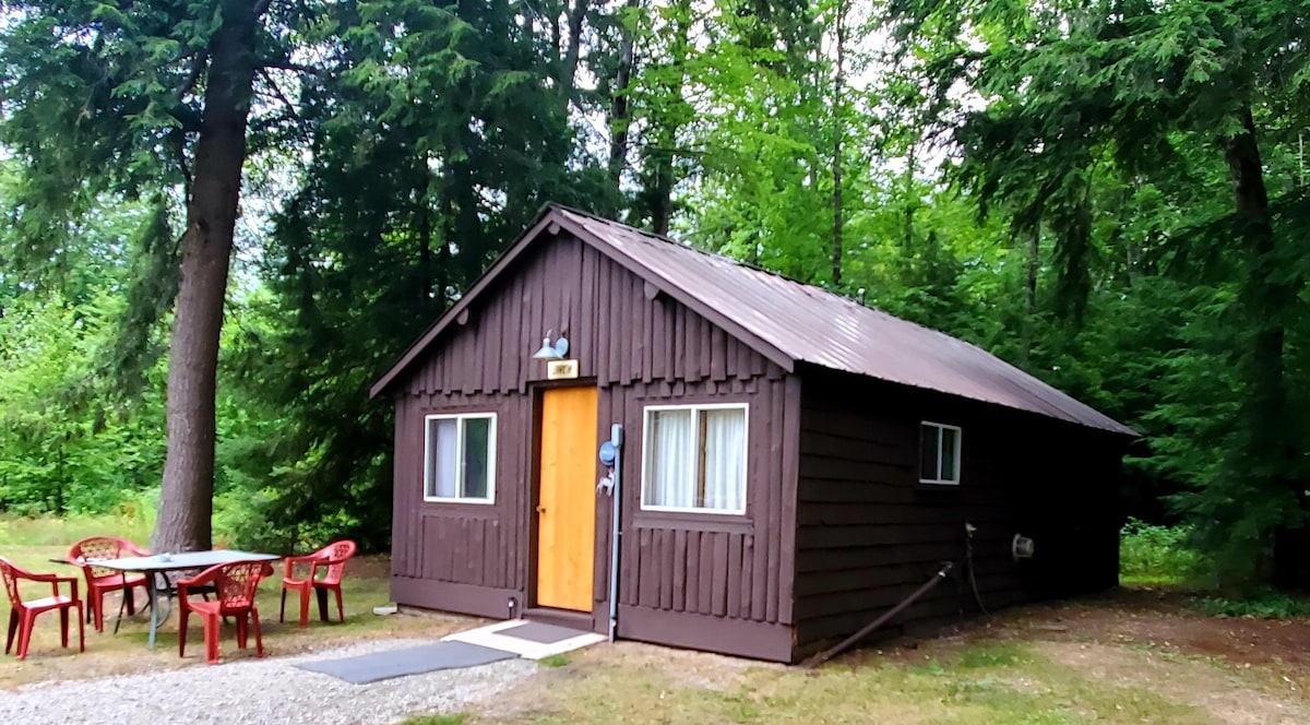 The Birch -舒适的小木屋。