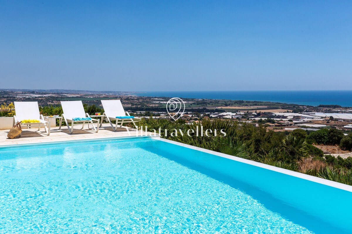 Villa with Pool with Amazing Sea Views