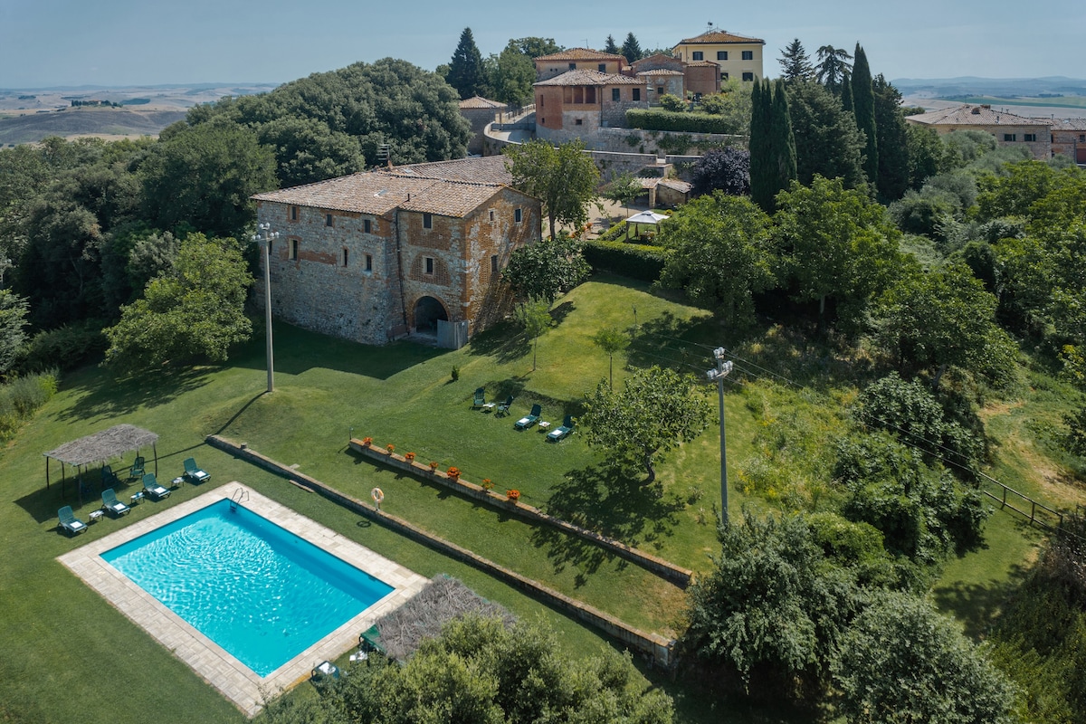 Villa di Radi公寓Nicchio空调泳池无线网络