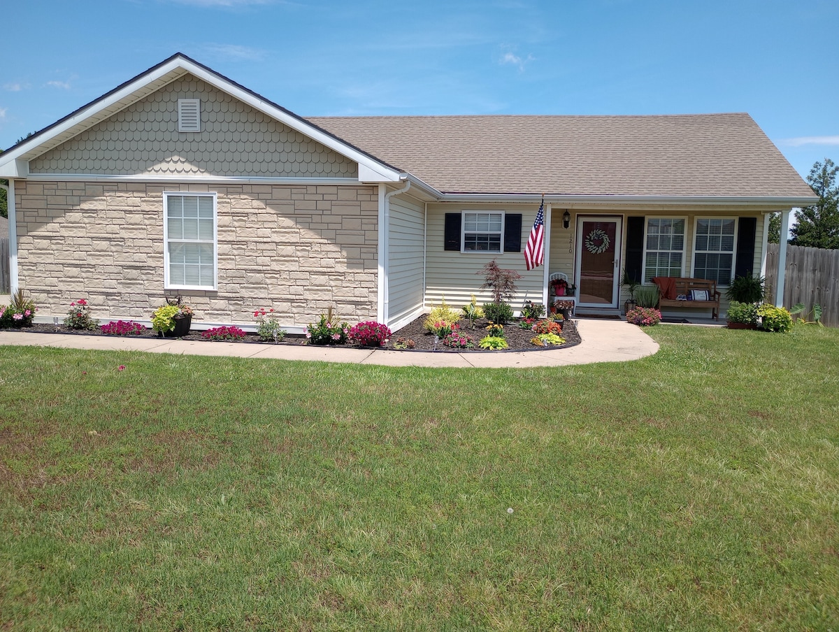 Home in Sundowner estates