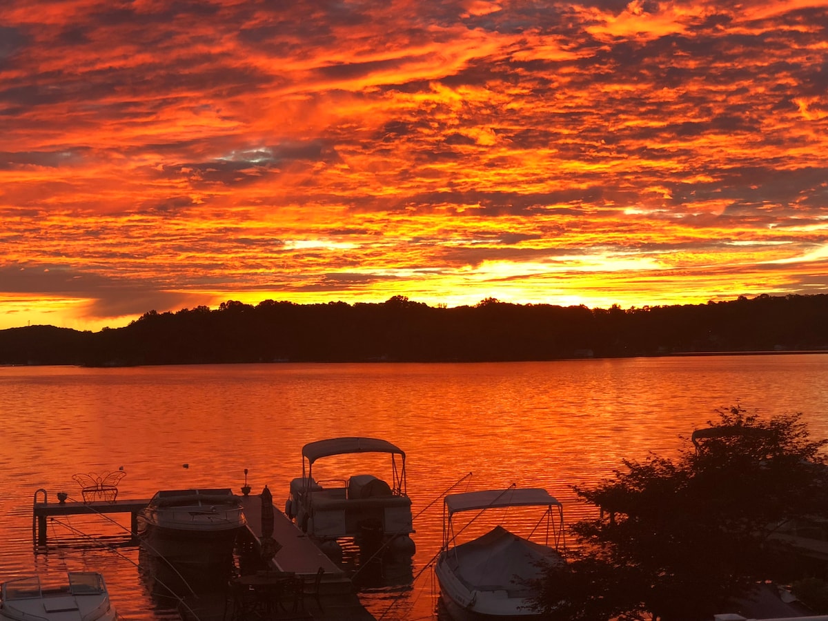 华丽景色Hopatcong Lake Front - 3间卧室