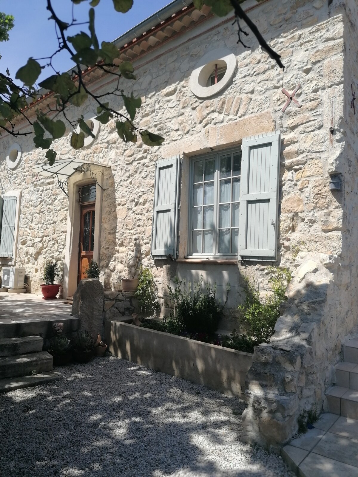 Villa de charme au sud de la France pour 12