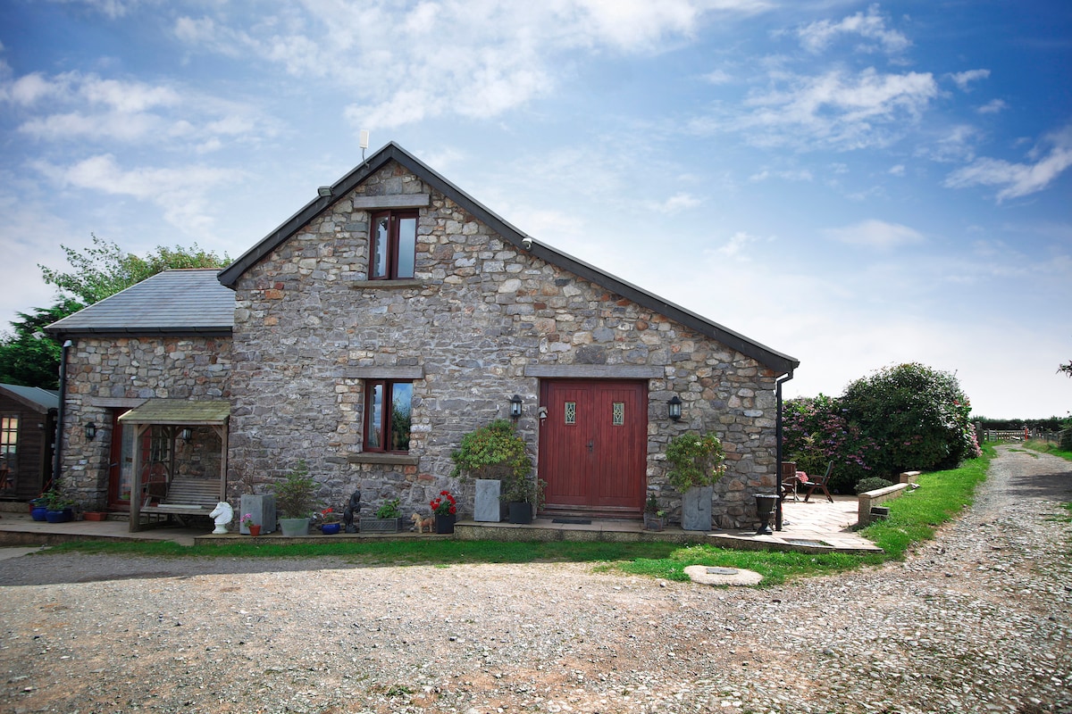 Honeysuckle Cottage