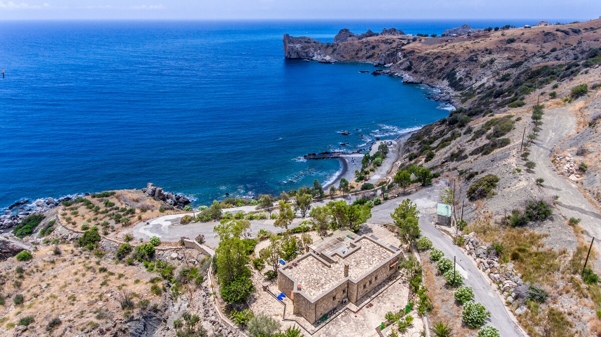 Casa Blue-Secluded Hideaway with Private Beach