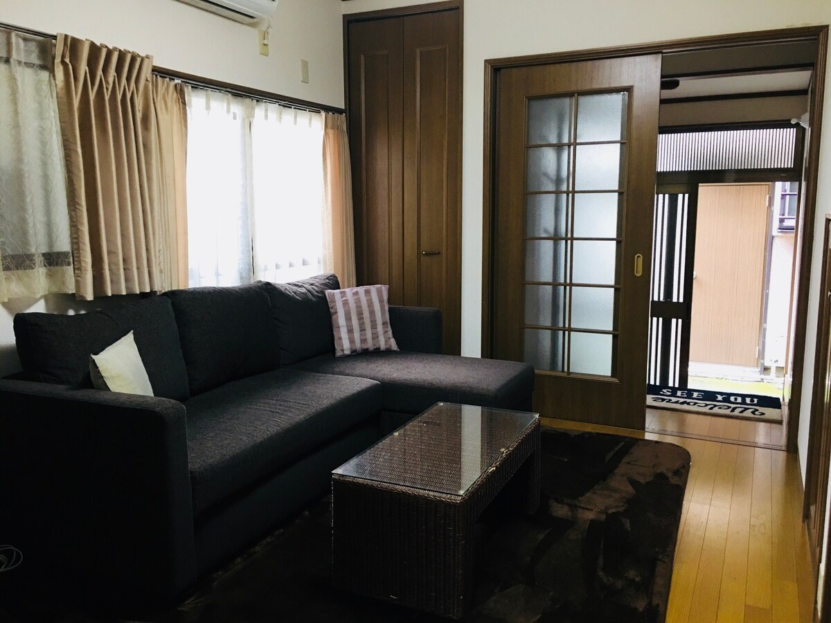 「Meiji House」4个房间， 8位房客，无线网络， 2分钟可达广尾站